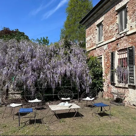 Villa Affascinante Casale Brambilla Vicino Pavia